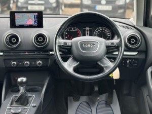 2013 Audi A3 1.4 Tfsi Se Sportback Euro 5 (s/s) 5dr in White — image 2