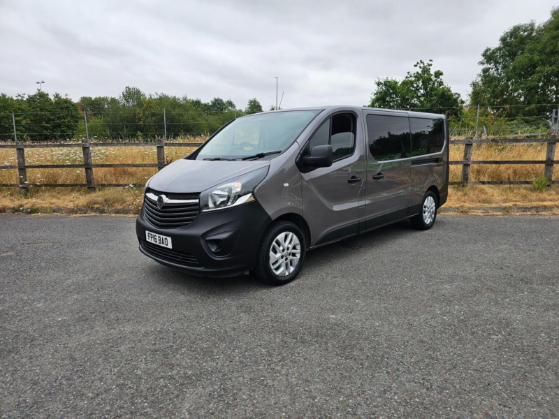 2016 Vauxhall Vivaro 1.6 Cdti 2900 Biturbo Ecoflex L2 H1 Euro 6 (s/s) 5dr (9 Seat) in Grey — image 1