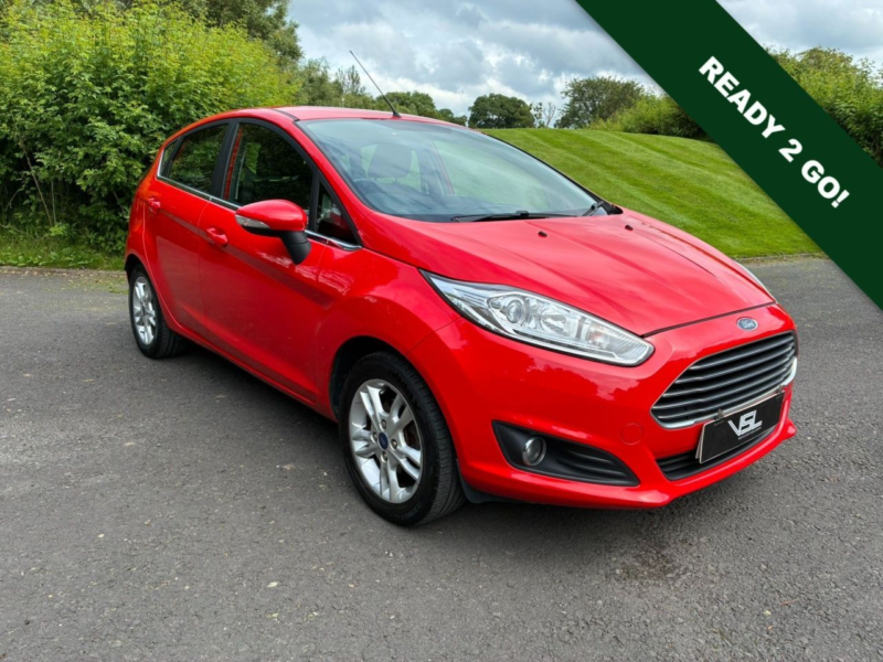 2016 Ford Fiesta 1.25 Zetec Hatchback 5dr Petrol Manual Euro 6 (82 Ps) in Red — image 1