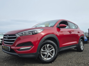 2018 Hyundai Tucson 1.6 Gdi Blue Drive S SUV 5dr Petrol Manual Euro 6 (s/s) (132 Ps) in Red — image 2