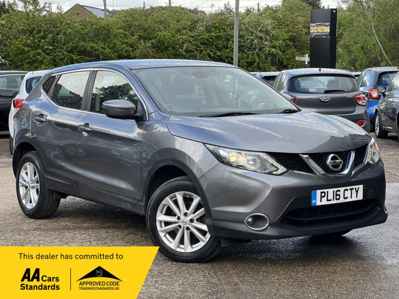 2016 Nissan Qashqai 1.2 Dig-T Acenta in Grey — image 1