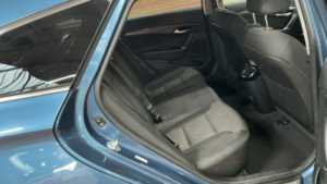 2014 Hyundai I40 1.7 Crdi Blue Drive Style Diesel Blue Tourer 5dr Satnav+low Tax+9 Stamps in Blue — image 6