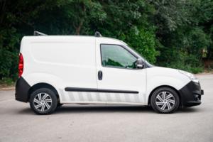 2013 Vauxhall Combo 1.3 Cdti 2000 Ecoflex 16v in White — image 4