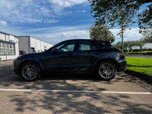 2019 Porsche Macan 3.0 Macan S Semi-Auto 4WD 5dr in Grey — image 2