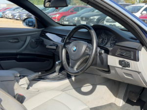 2008 BMW 3 Series 2.0 320i Se Steptronic Euro 4 2dr in Blue — image 2