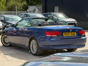 2008 BMW 3 Series 2.0 320i Se Steptronic Euro 4 2dr in Blue — image 3