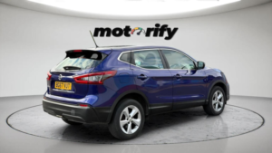 2017 Nissan Qashqai 1.2 Dig-T Acenta Euro 6 (s/s) 5dr in Blue — image 5