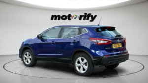 2017 Nissan Qashqai 1.2 Dig-T Acenta Euro 6 (s/s) 5dr in Blue — image 6