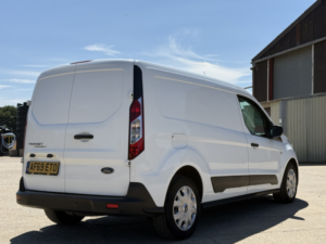 2019 Ford Transit Connect 1.5 210 Ecoblue Trend in White — image 3