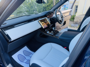 2023 Land Rover Range Rover Sport 3.0 D300 Mhev Dynamic Se in Blue — image 4