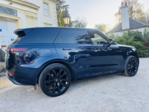 2023 Land Rover Range Rover Sport 3.0 D300 Mhev Dynamic Se in Blue — image 5