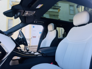 2023 Land Rover Range Rover Sport 3.0 D300 Mhev Dynamic Se in Blue — image 6