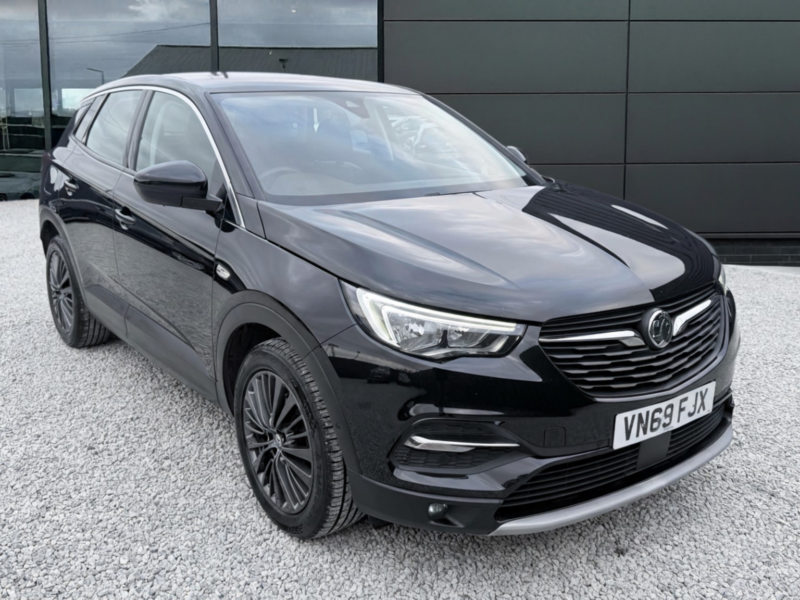 2020 Vauxhall Grandland X 1.5 Turbo D Business Edition Nav in Black — image 1