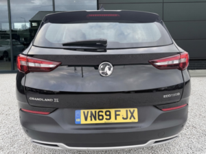 2020 Vauxhall Grandland X 1.5 Turbo D Business Edition Nav in Black — image 4