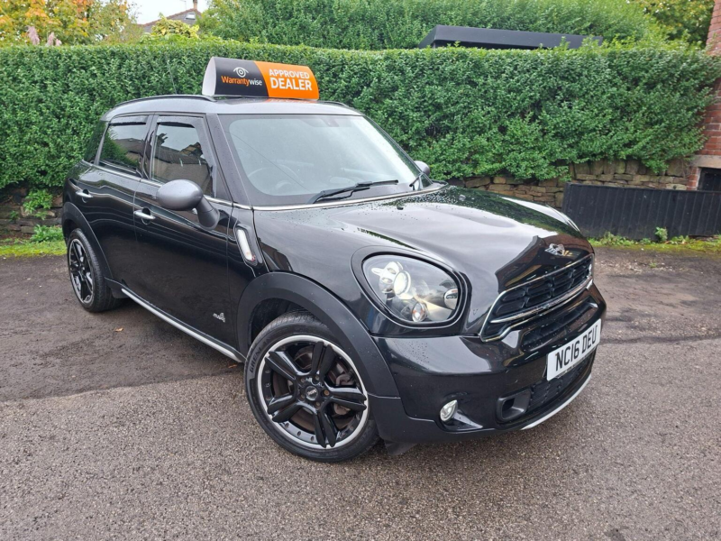 2015 MINI Countryman 2.0 Cooper Sd Auto All4 Euro 5 5dr in Black — image 1