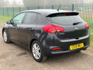 2015 Kia Ceed 1.4 Sr7 Euro 5 5dr in Black — image 2