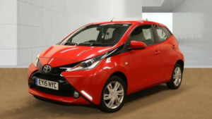 2015 Toyota Aygo 1.0 Vvt-I X-Pression Euro 5 5dr Euro 5 in Red — image 3