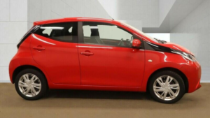 2015 Toyota Aygo 1.0 Vvt-I X-Pression Euro 5 5dr Euro 5 in Red — image 6