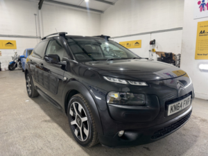2014 Citroen C4 Cactus 1.6 Bluehdi Flair in Black — image 3