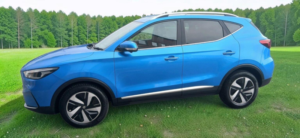 2023 MG MG Zs 72.6kwh Trophy Long Range Auto 5dr in Blue — image 5