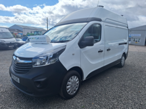 2019 Vauxhall Vivaro 1.6 Cdti 2900 Biturbo Ecotec L2 H2 Lwb High Top Roof in White — image 3