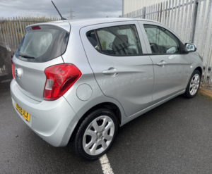 2016 Vauxhall Viva Se 1.0 in Silver — image 5