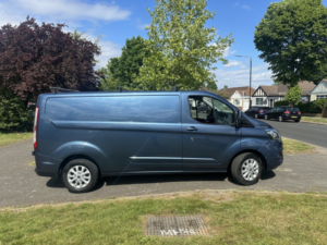 2019 Ford Transit Custom 2.0 300 Ecoblue Limited in Blue — image 3