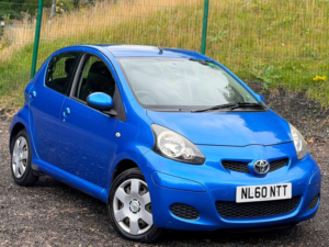 2010 Toyota Aygo 1.0 Vvt-I Blue Hatchback 5dr Petrol Manual Euro 4 (67 Bhp) in Blue — image 2