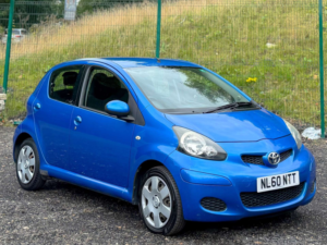 2010 Toyota Aygo 1.0 Vvt-I Blue Hatchback 5dr Petrol Manual Euro 4 (67 Bhp) in Blue — image 5