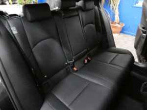 2023 Lexus Ux 2.0 250h F Sport Design SUV 5dr Petrol Hybrid E-CVT Euro 6 (s/s) (184 Ps) in Black — image 4