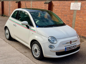 2013 Fiat 500 1.2 Lounge Euro 4 3dr in White — image 2