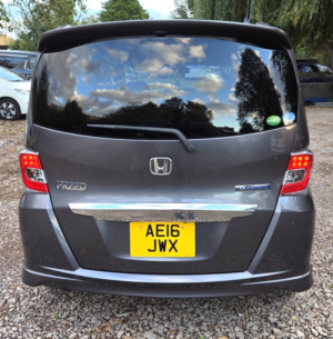 2016 Honda Freed 1.5l Hybrid-Automatic-7 Seats Family Car-Ulez/caz Pass-Free 15months Warranty & 12months Aa Breakdown in Grey — image 5