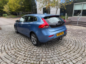 2014 Volvo V40 2.0 D4 Se Euro 6 (s/s) 5dr in Blue — image 4