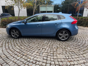 2014 Volvo V40 2.0 D4 Se Euro 6 (s/s) 5dr in Blue — image 6