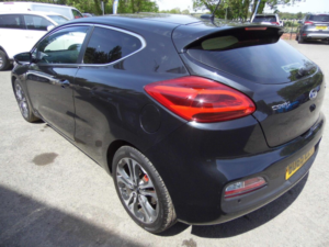 2015 Kia Proceed 1.6 Crdi Ecodynamics Se Euro 5 (s/s) 3dr in Black — image 4
