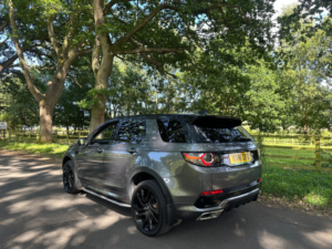 2018 Land Rover Discovery Sport 2.0 Sd4 Hse Dynamic Lux SUV 5dr Diesel Auto 4WD Euro 6 (s/s) (240 Ps) in Grey — image 6