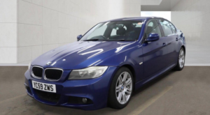 2009 BMW 3 Series 2.0 318d M Sport Steptronic Euro 5 4dr in Blue — image 2