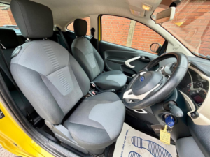 2014 Ford Ka 1.2 Zetec Euro 5 (s/s) 3dr in Yellow — image 5