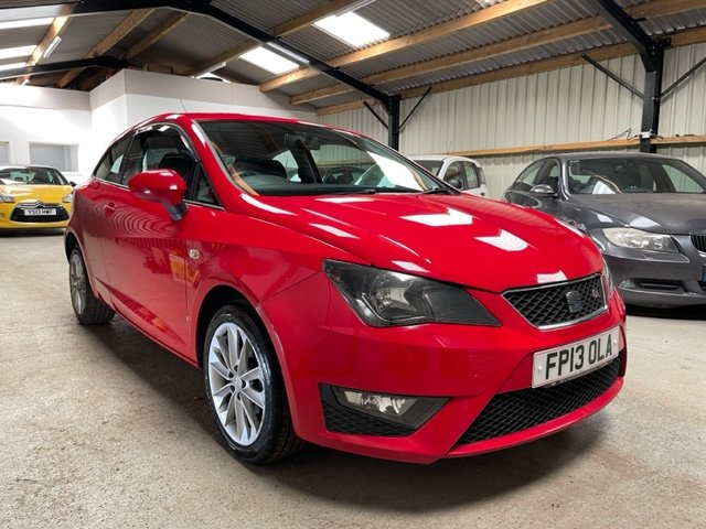 2013 SEAT Ibiza 1.2 Tsi Fr in Red — image 1