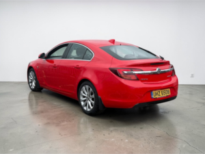 2016 Vauxhall Insignia 1.6 Cdti Ecoflex Elite Nav Hatchback 5dr Diesel Manual Euro 6 (s/s) (136 Ps) in Red — image 4