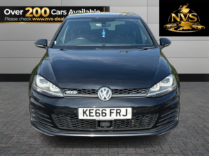 2017 Volkswagen Golf 2.0 Tdi Bluemotion Tech Gtd in Black — image 2