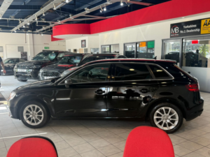 2013 Audi A3 1.6 Tdi Se in Black — image 6