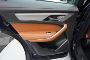 2021 Jaguar F-Pace 2.0 D200 Mhev R-Dynamic S Auto AWD Euro 6 (s/s) 5dr in Blue — image 5