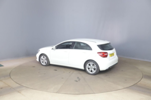 2018 Mercedes-Benz A Class 1.6 A180 Sport (premium) 7g-Dct Euro 6 (s/s) 5dr in White — image 4