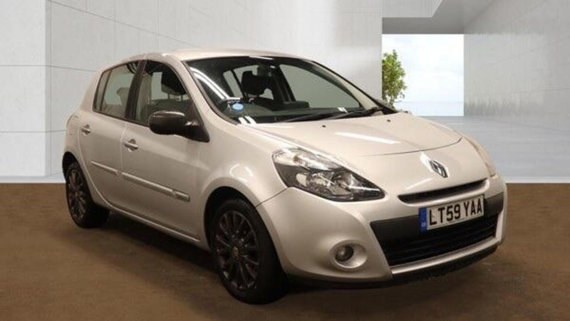 2009 Renault Clio 1.2 Tce Dynamique Euro 4 5dr in Silver — image 1