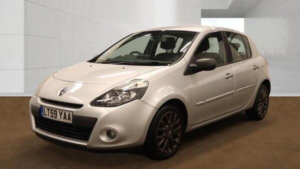 2009 Renault Clio 1.2 Tce Dynamique Euro 4 5dr in Silver — image 3
