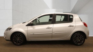 2009 Renault Clio 1.2 Tce Dynamique Euro 4 5dr in Silver — image 5