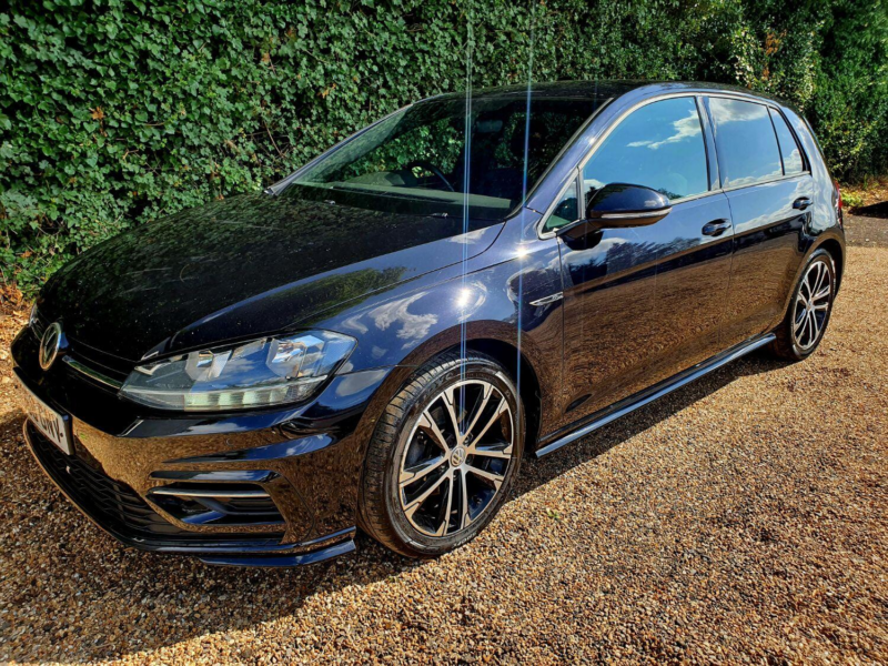 2018 Volkswagen Golf 1.5 Tsi Evo R-Line in Black — image 1
