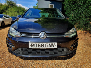 2018 Volkswagen Golf 1.5 Tsi Evo R-Line in Black — image 2