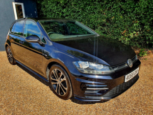 2018 Volkswagen Golf 1.5 Tsi Evo R-Line in Black — image 4
